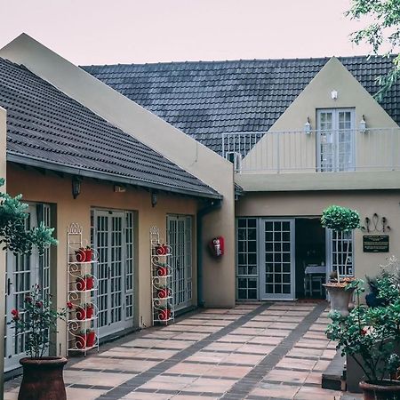 Amoris Guest House-Waterkloof Ridge Претория Экстерьер фото